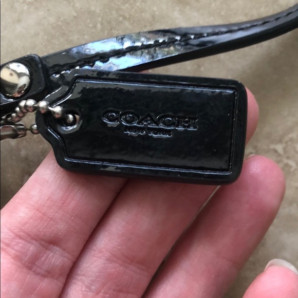 Coach wristlet - Picture 3 of 5